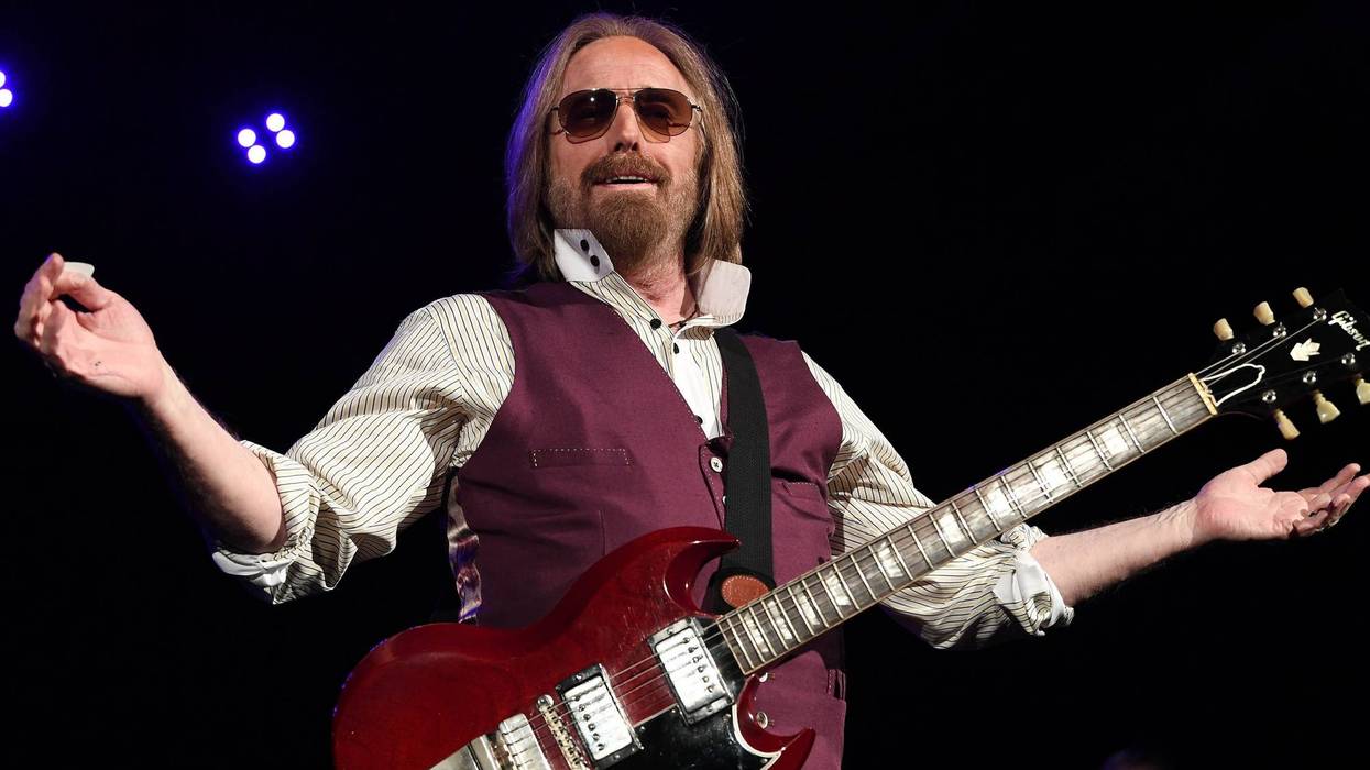 May 5, 2017; West Palm Beach, FL, USA; Tom Petty performs at Perfect Vodka Amphitheatre. Mandatory Credit: Ron Elkman/USA TODAY NETWORK