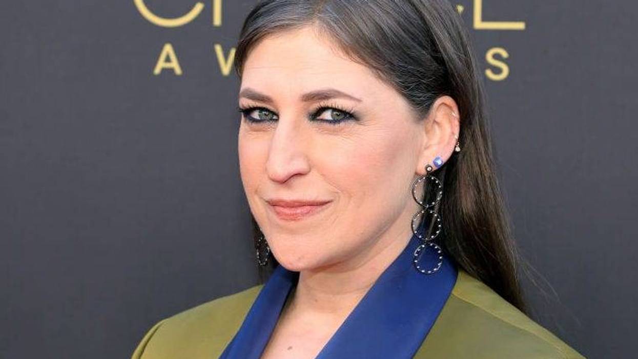 Mayim Bialik attends the 27th Annual Critics Choice Awards at Fairmont Century Plaza on March 13, 2022 in Los Angeles, California