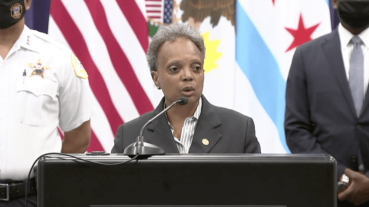 Mayor Lightfoot responds to reports of Chicago police officers shunning her