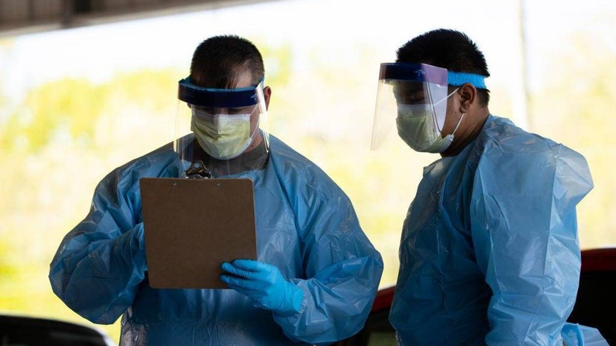 Medical personnel at a coronavirus (covid-19) testing site