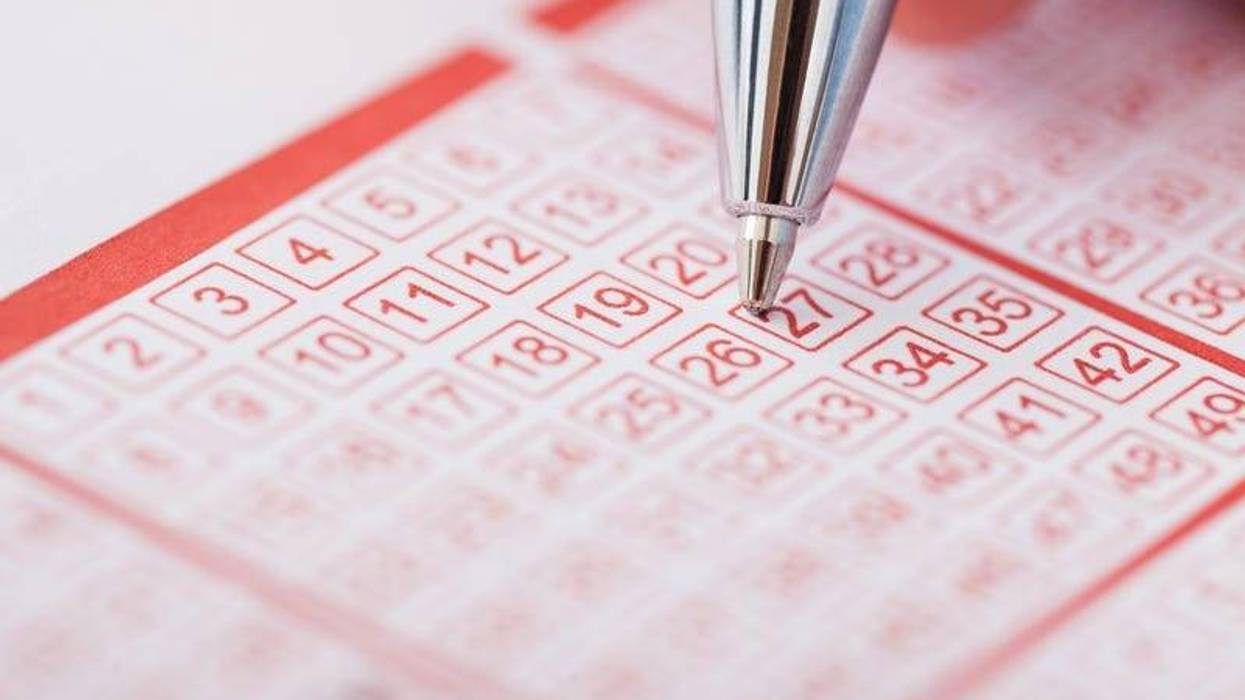 Mega Millions jackpot rises to $319 million for Friday drawing