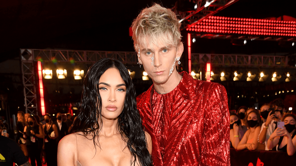Is the Machine Gun Kelly and Megan Fox engagement ring really made of thorns?