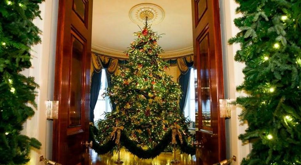 Melania Trump unveils White House Christmas decorations