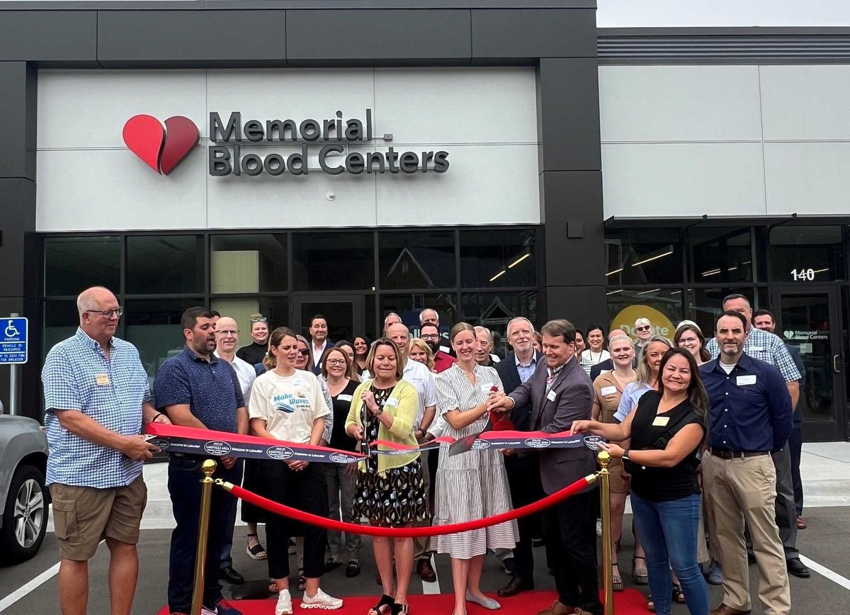 Memorial Blood Centers celebrates opening of new Apple Valley blood donor facility