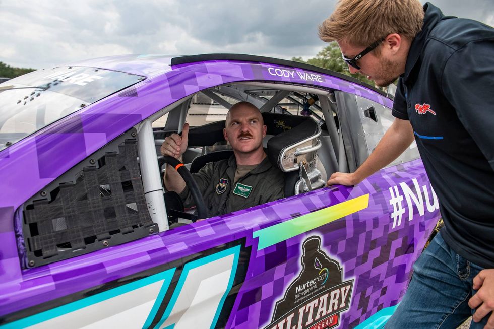 Memorial Day race caps off monthlong military-NASCAR partnership