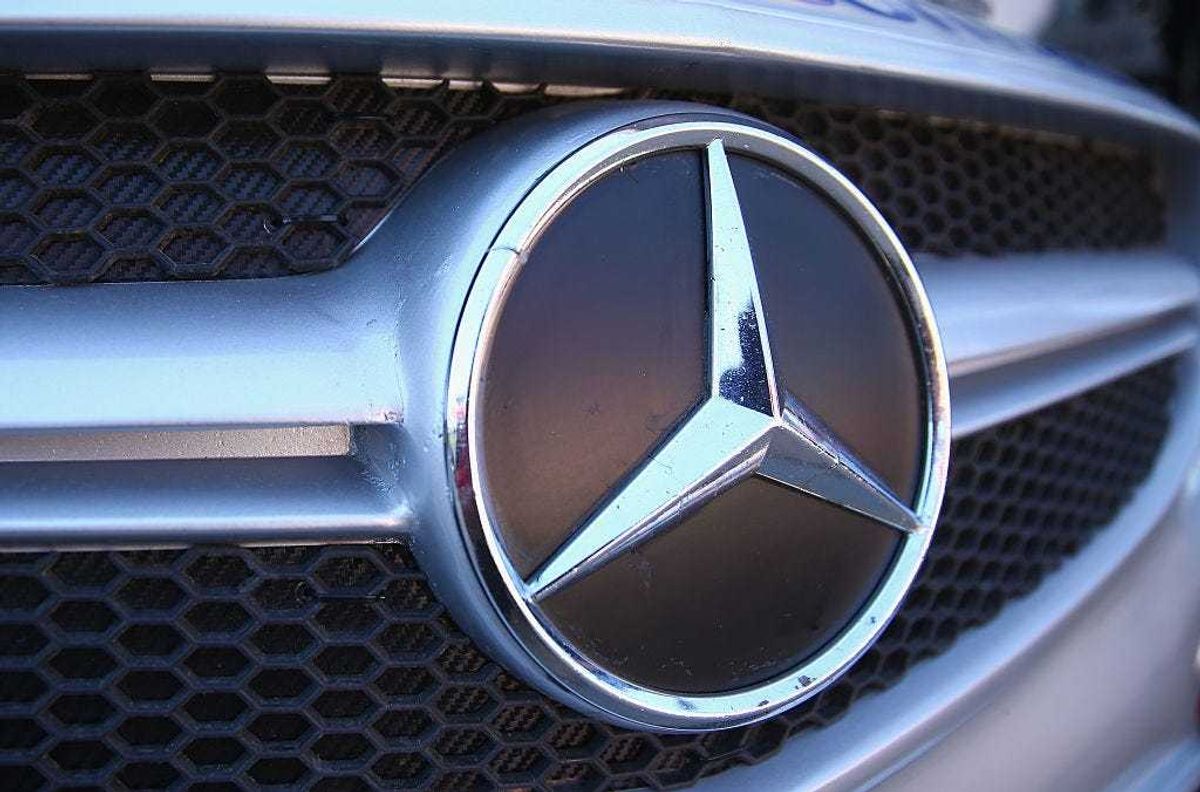 Mercedes emblem