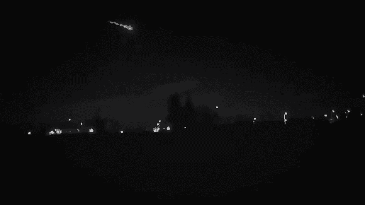 Meteor illuminates sky over Chicago area