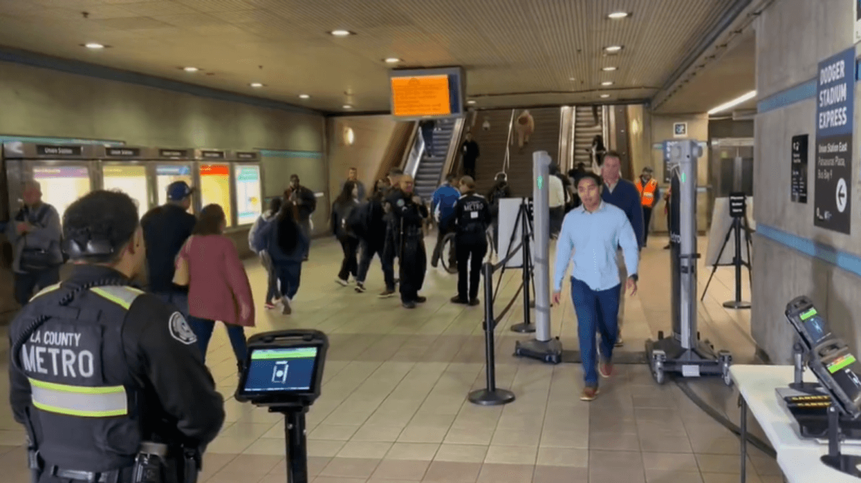Metro scanner