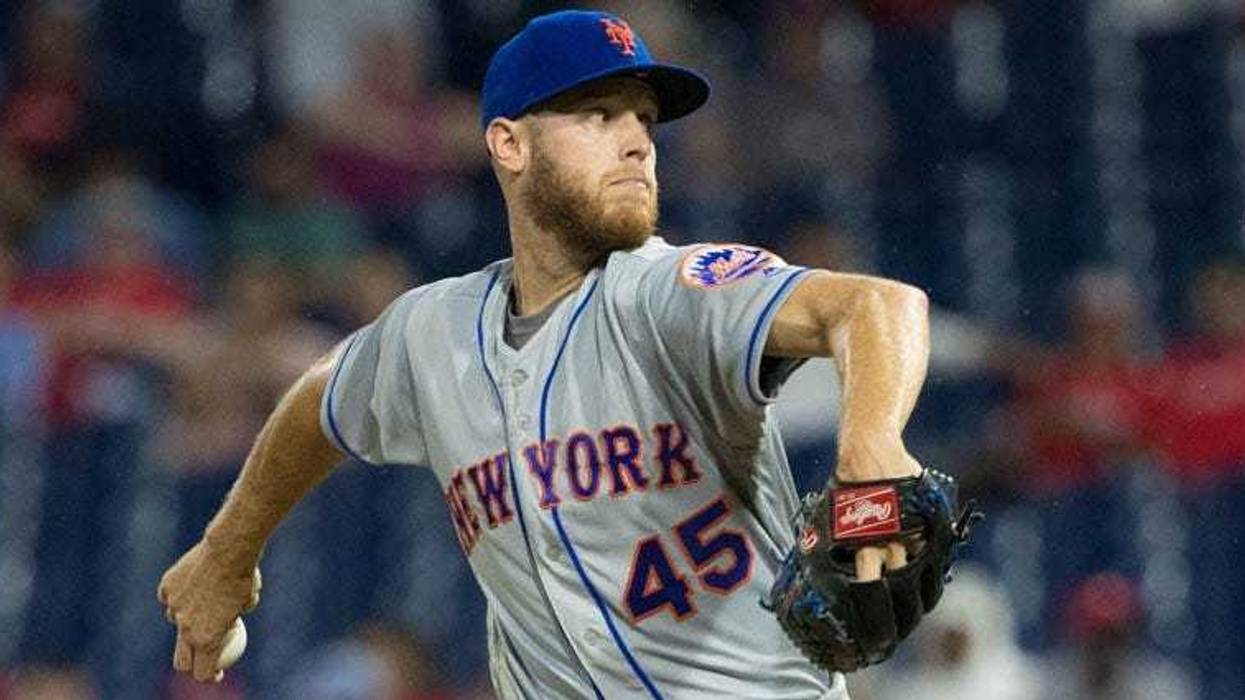 Mets starting pitcher Zack Wheeler (45) walks off the field during the sixth inning against the Dodgers on Sept. 5, 2018, at Dodger Stadium.