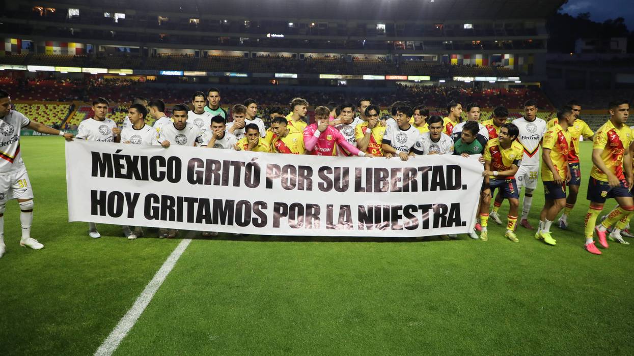 Mexico Soccer 9