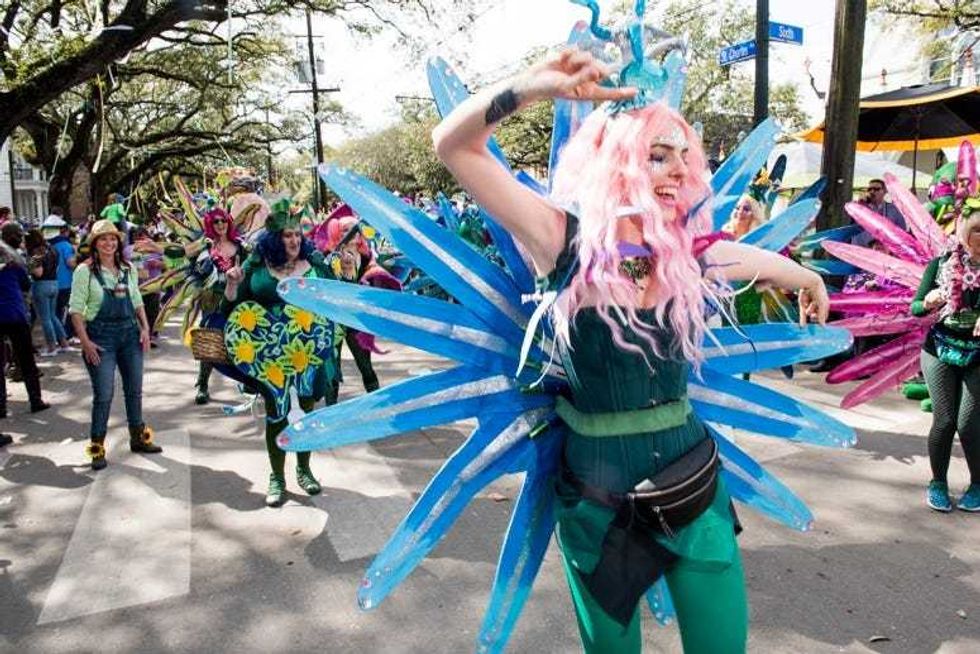 MG