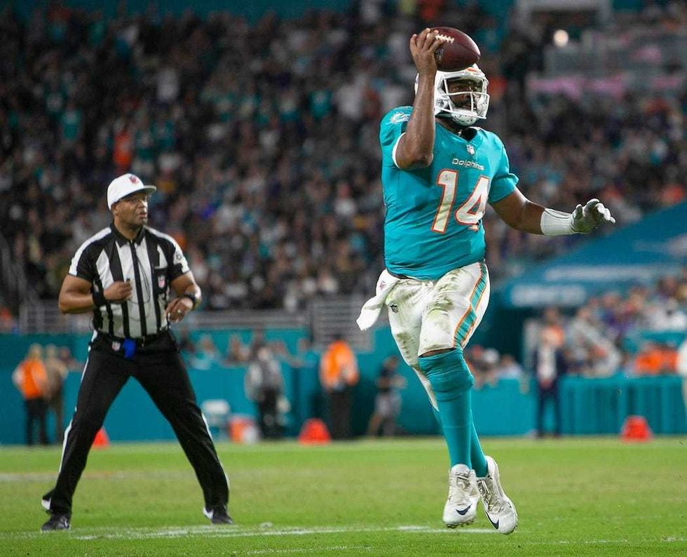 Report: Steelers could be interested in backup QB Brissett