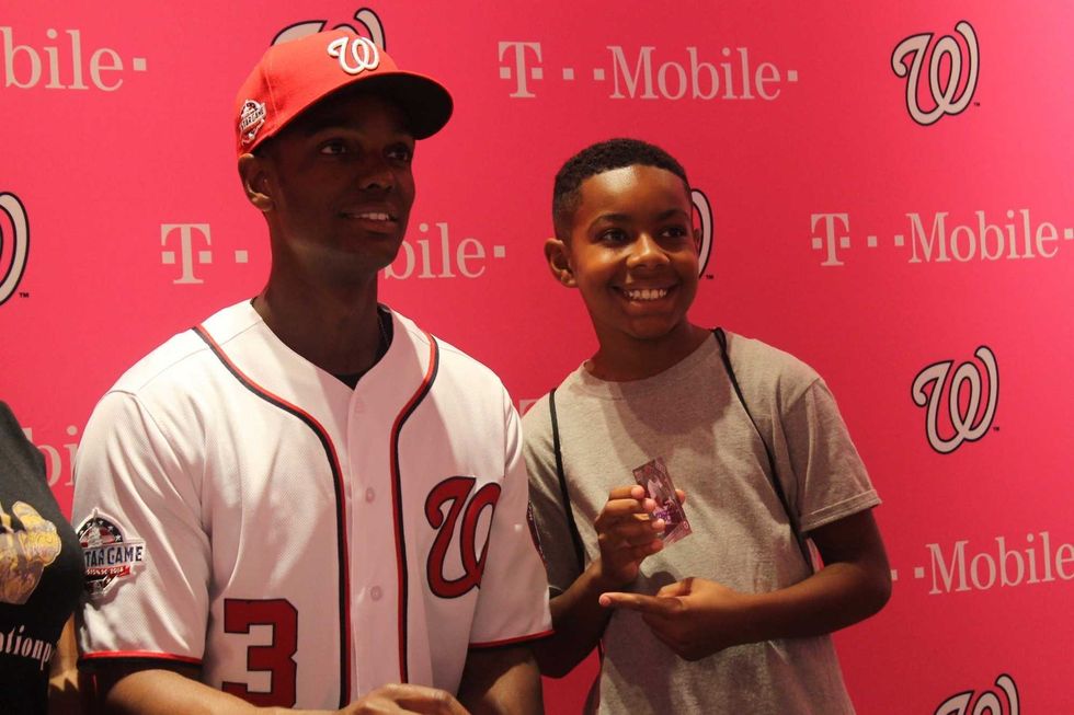Michael A. Taylor, of the Washington Nationals, joins 106.7 The Fan's Grant Paulsen to meet and greet fans at T-Mobile in Pentagon City.