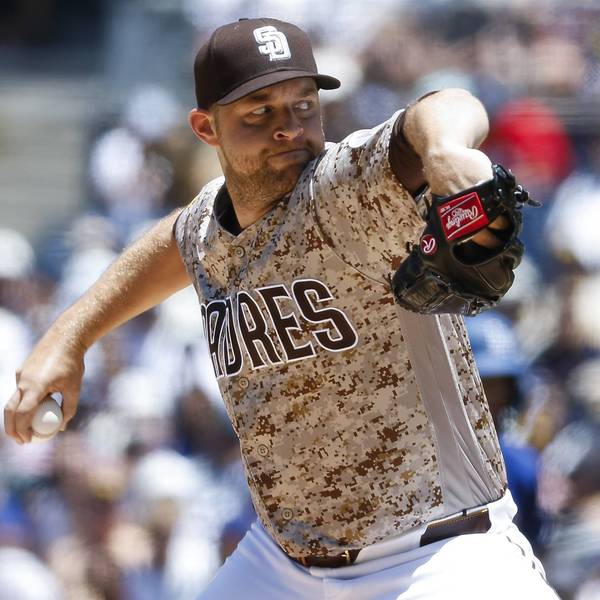 Padres drop 2 of 3 to Dodgers