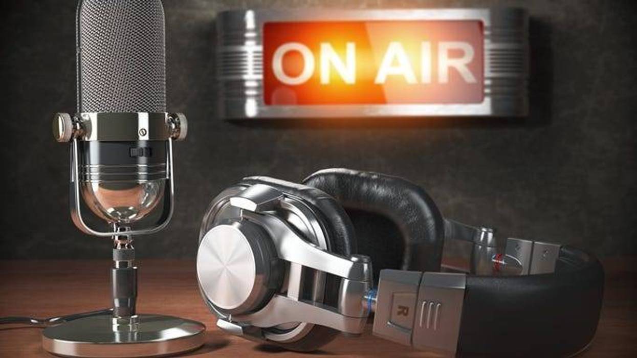 Microphone & On-Air Sign