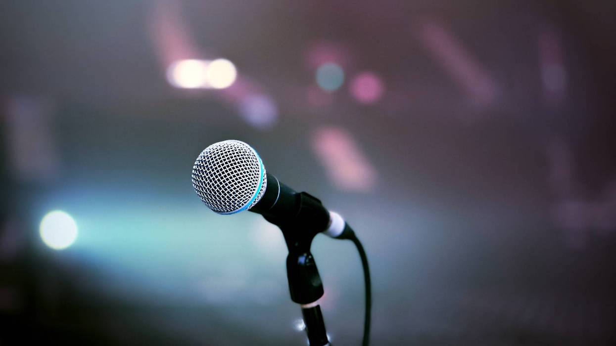 Microphone