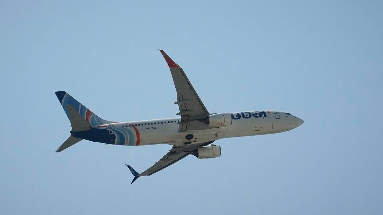 Mideast Emergency Landing