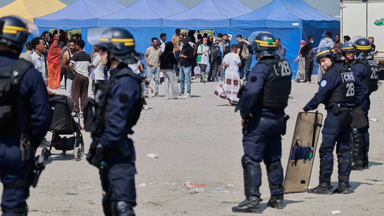 Migration France Britain 6755