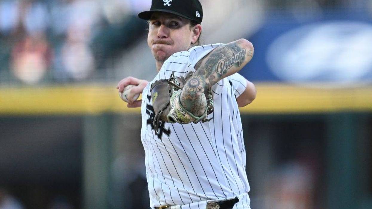 Mike Clevinger pitching for White Sox