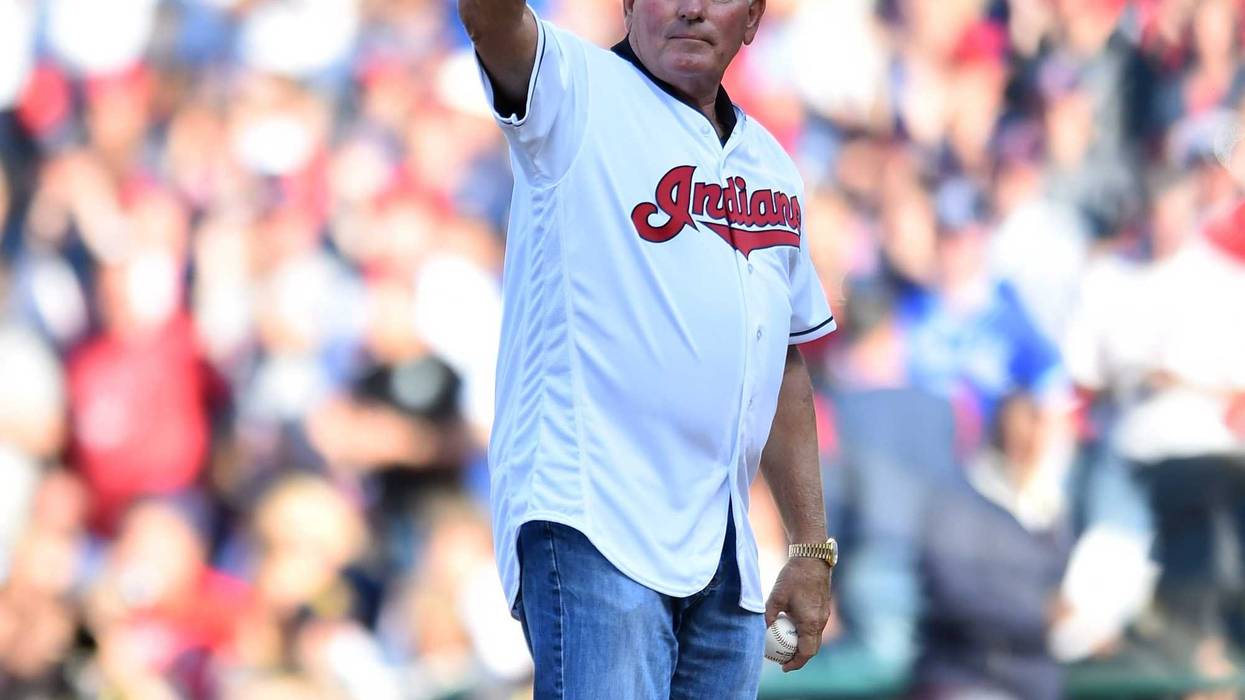 Mike Hargrove throwing out the first Pitch in the 2016 ALDS