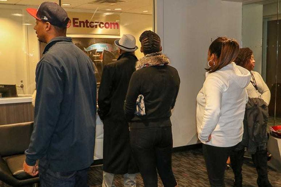 Mike Phillips Performance