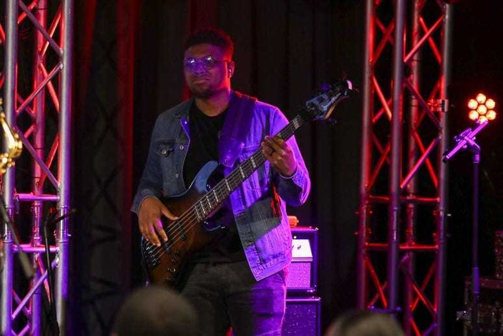 Mike Phillips Performance