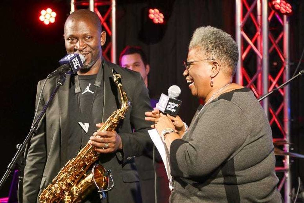 Mike Phillips Performance