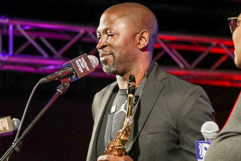 Mike Phillips Performance