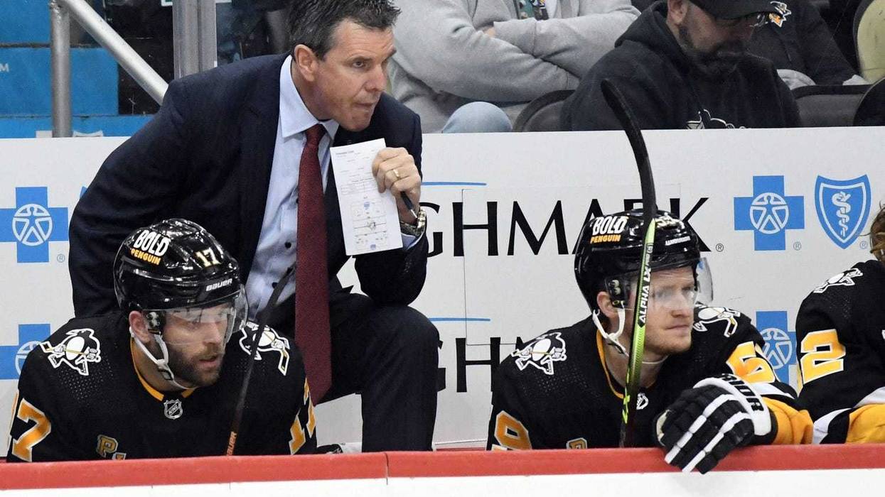 Mike Sullivan on the bench