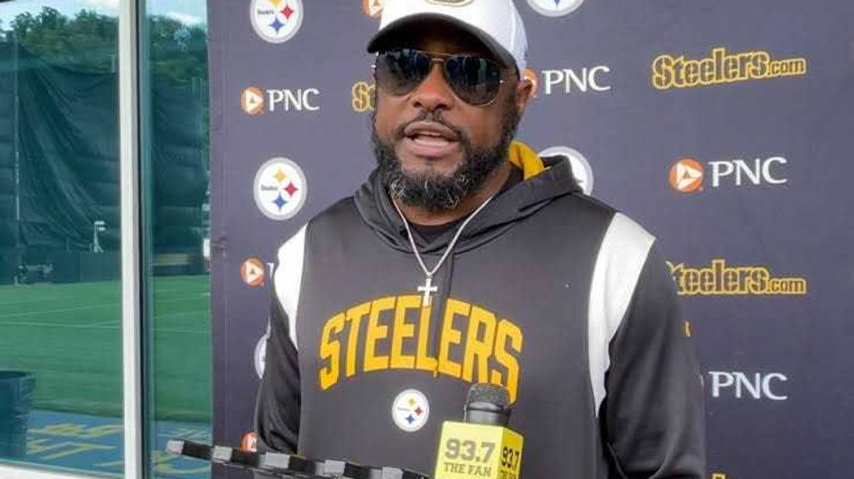 Mike Tomlin at podium