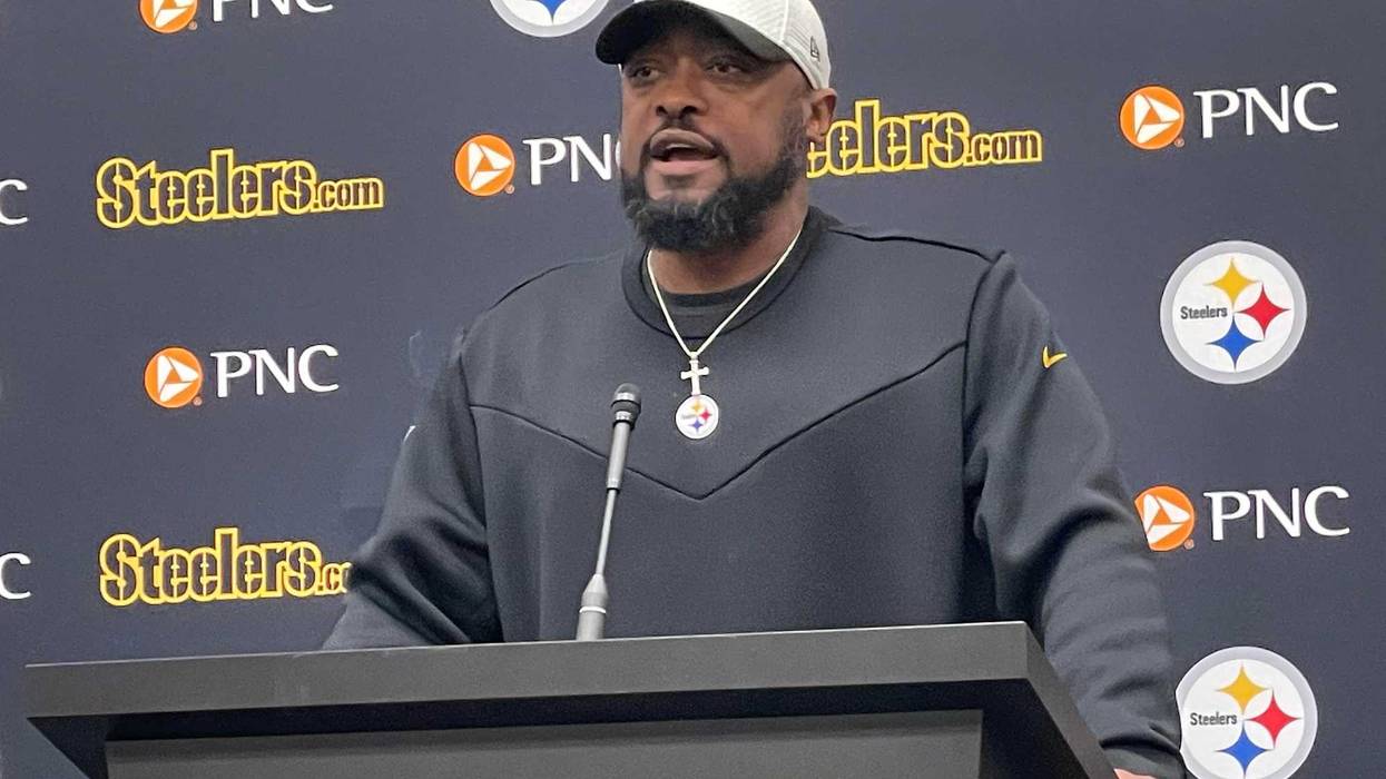Mike Tomlin at podium