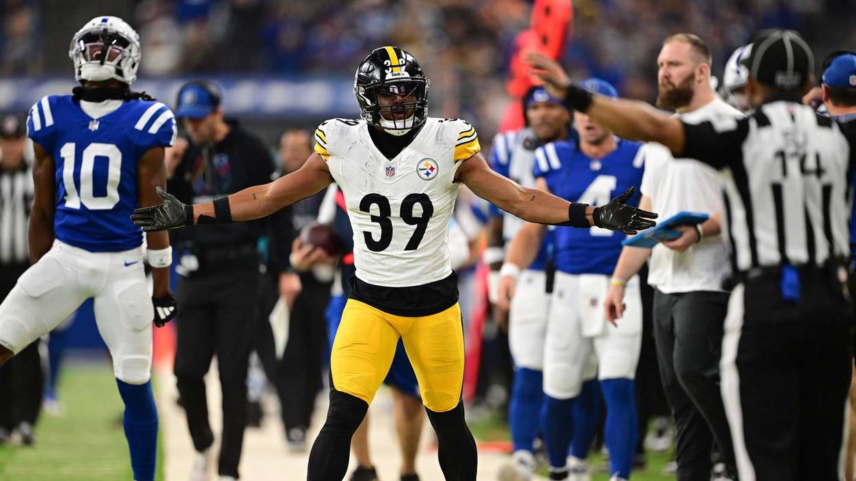 Minkah Fitzpatrick upset after penalty call