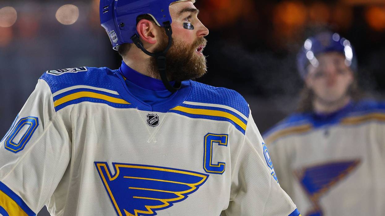 MINNEAPOLIS, MN - JANUARY 01: Ryan O'Reilly #90 of the St. Louis Blues during the game against the Minnesota Wild at Target Field on January 1, 2022 in Minneapolis, Minnesota. (Photo by Harrison Barden/Getty Images)