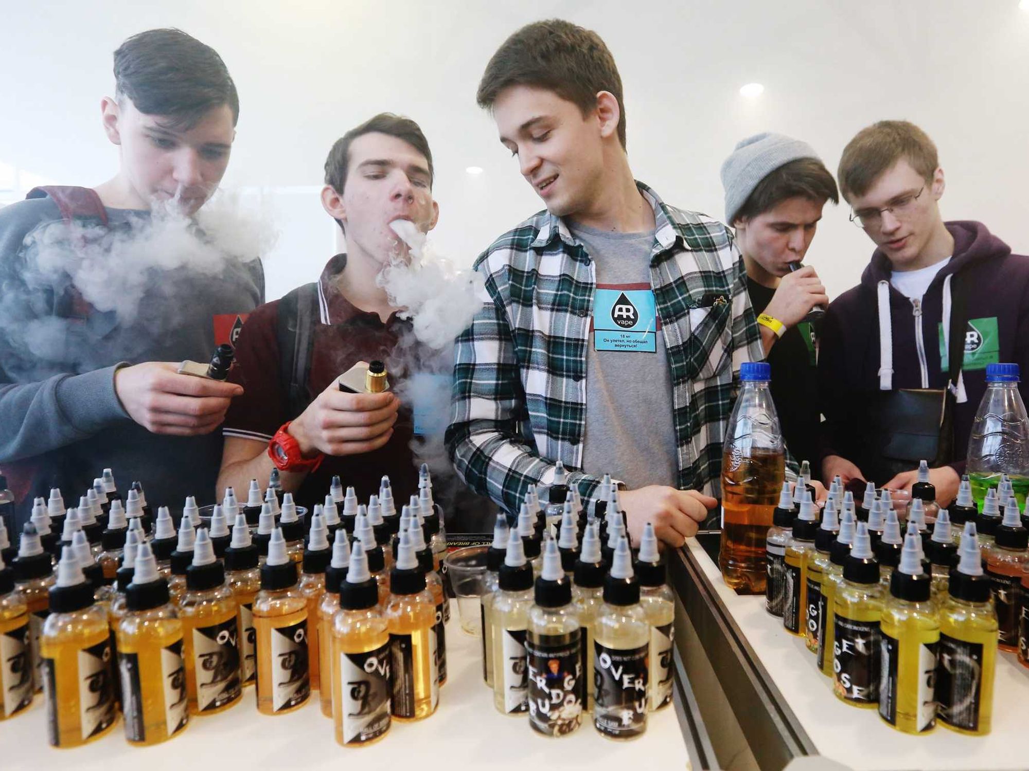 Minnesota teens still vaping at concerning rates | 830 WCCO Minnesota teens still vaping at concerning rates | 830 WCCO