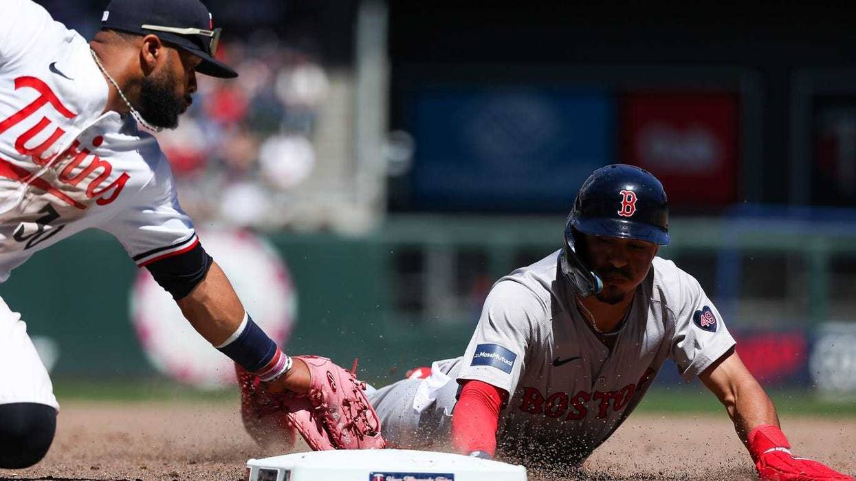 Minnesota Twins, Boston Red Sox, Target Field