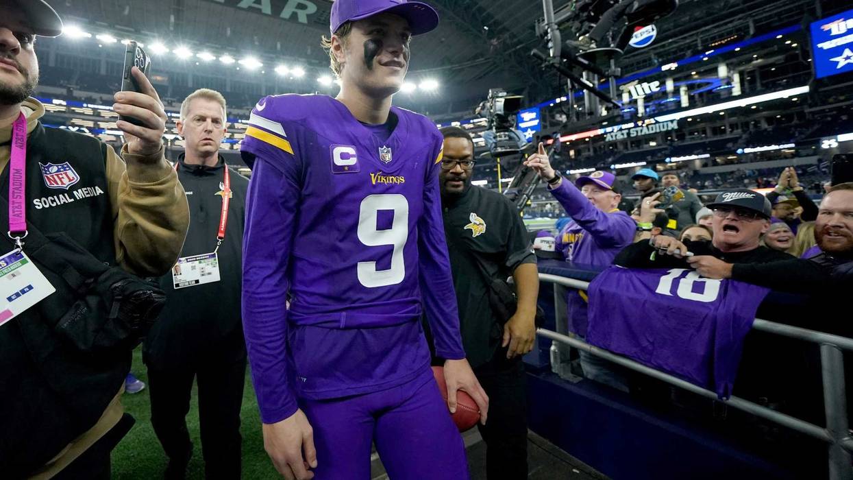 Minnesota Vikings quarterback J.J. McCarthy (9) leaves the field after a game against the Dallas Cowboys at AT&T Stadium.