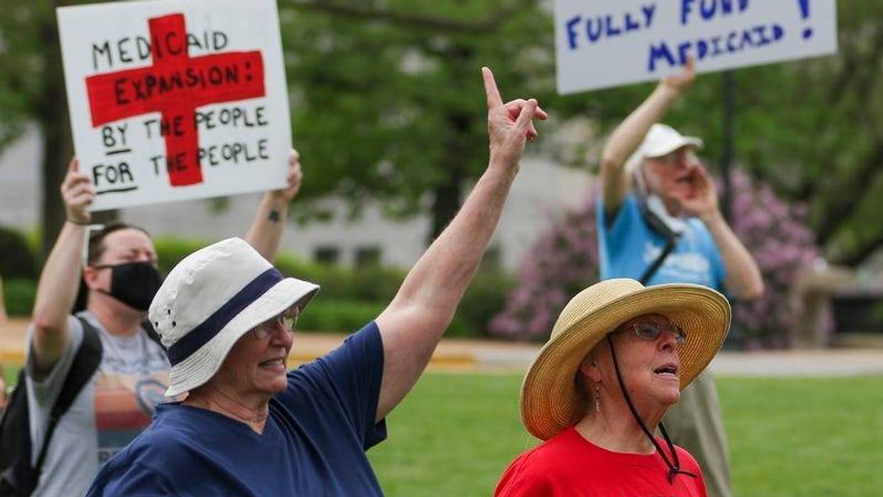 Missouri residents demonstrate in favor over expansion of Medicaid in the state