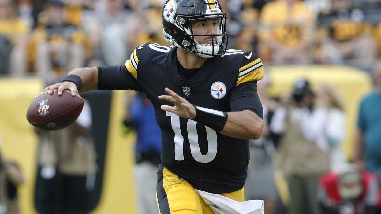 Mitch Trubisky rolling out