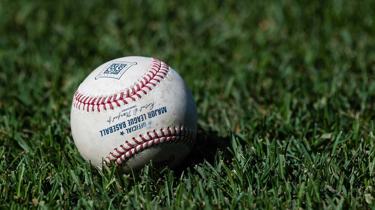 MLB