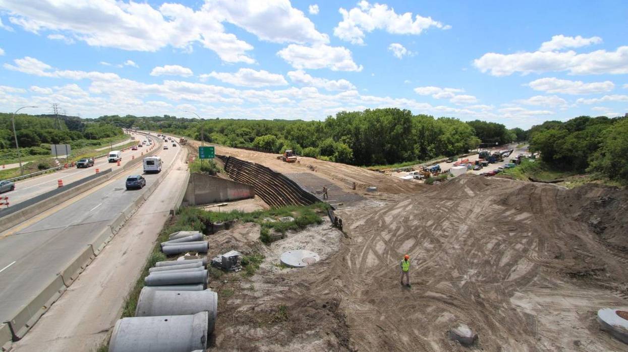 MnDOT giving St. Paul commuters interactive view of upgrades being made to the I-35E bridge near downtown