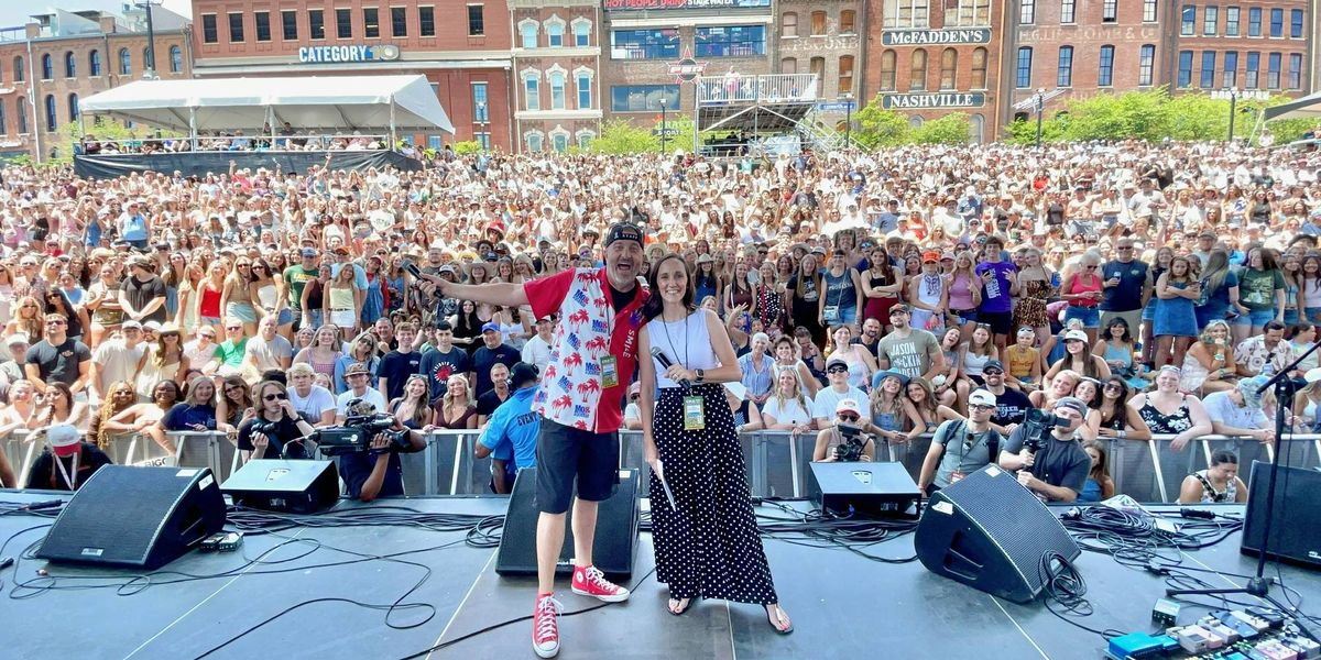 Mo & StyckMan Open CMA Fest in Nashville!