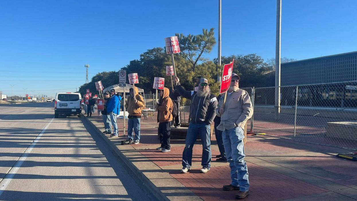Molson Coors workers on strike in Fort Worth, Texas on Monday, Feb. 19, 2024.