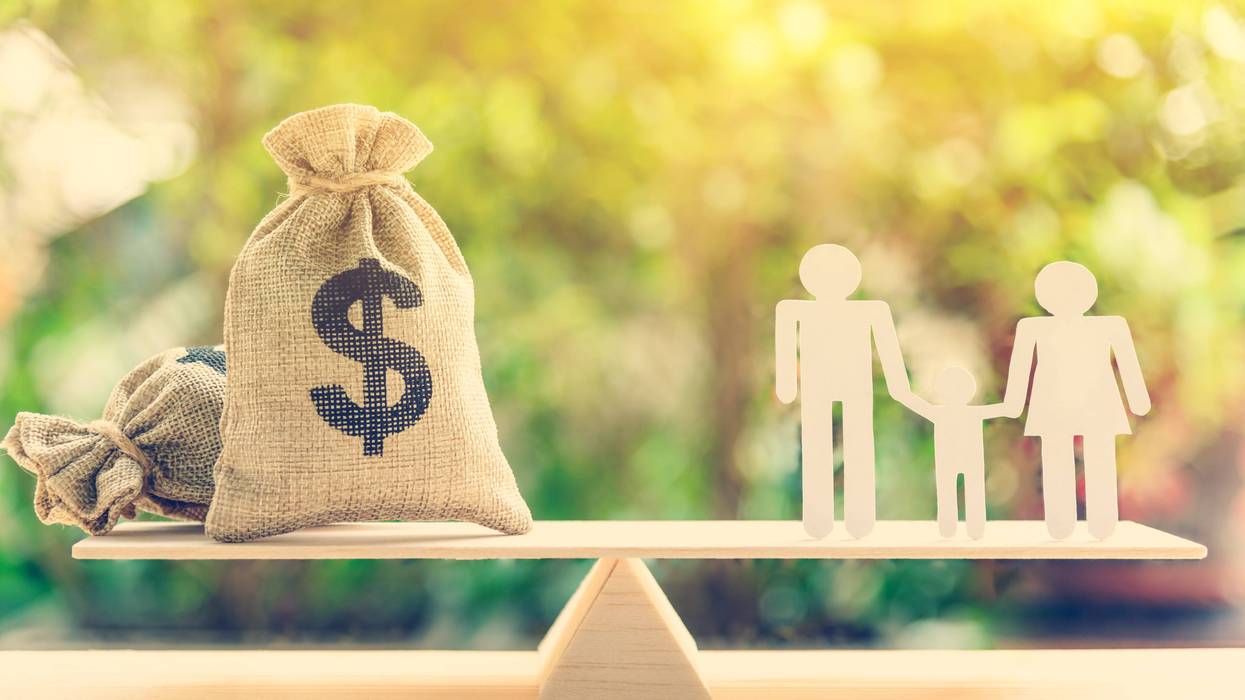 Money - family scale