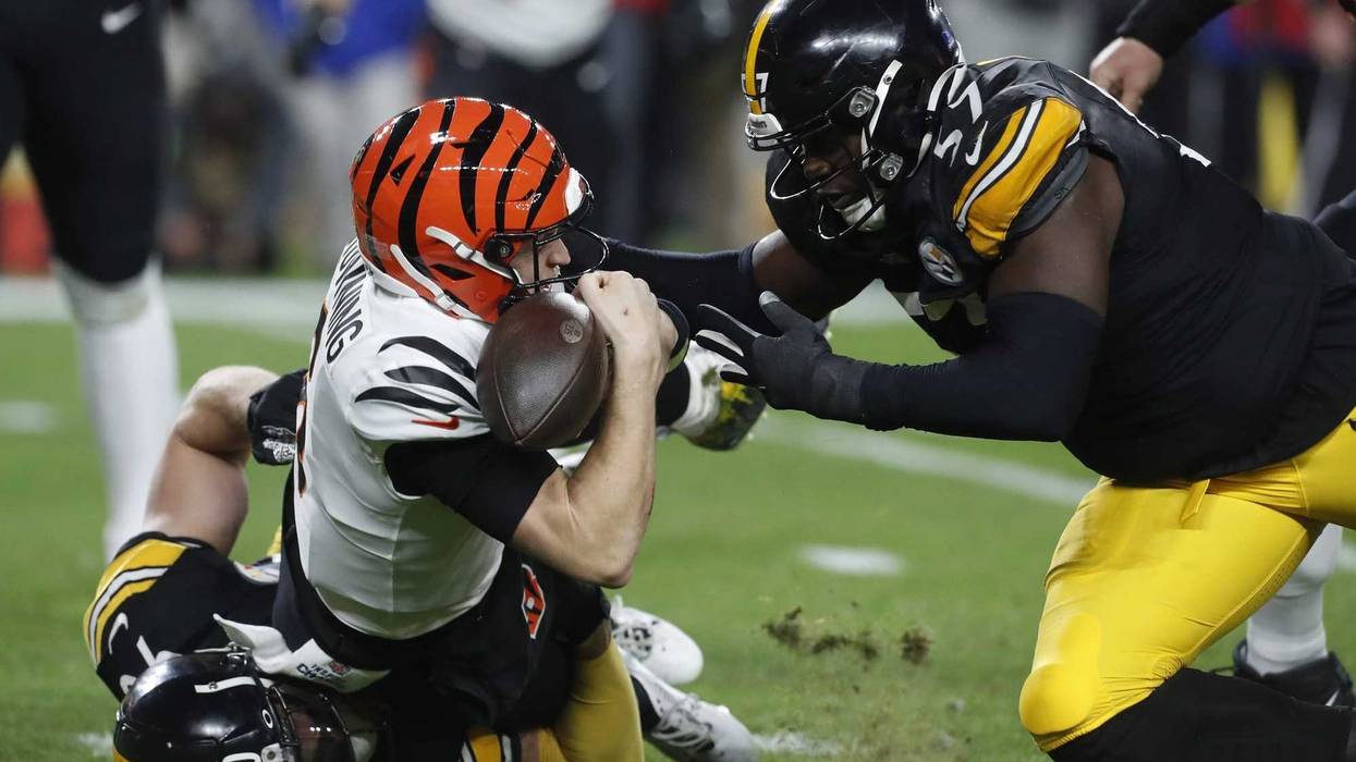 Montravius Adams against Bengals