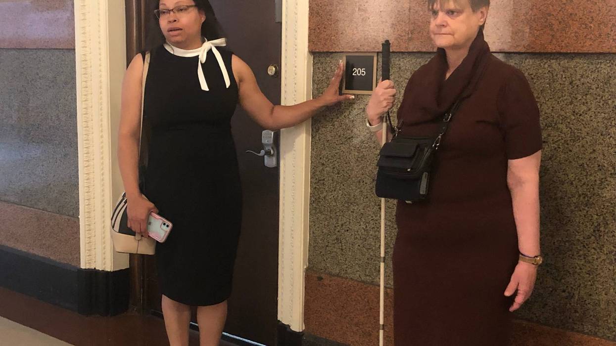 More than 600 fully accessible, tactile, high-contrast signs were installed throughout Philadelphia City Hall.