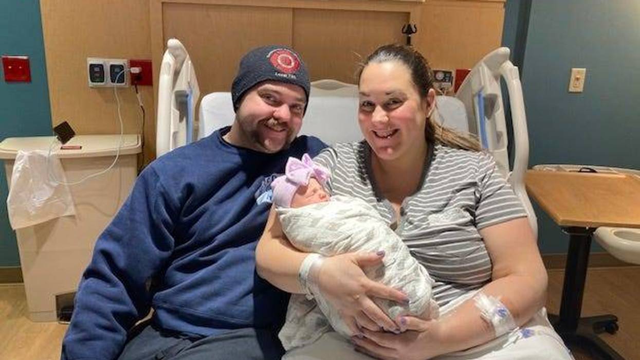 Mother gives birth to twin girls on ‘Twosday’