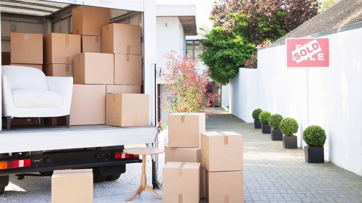 Movers, moving