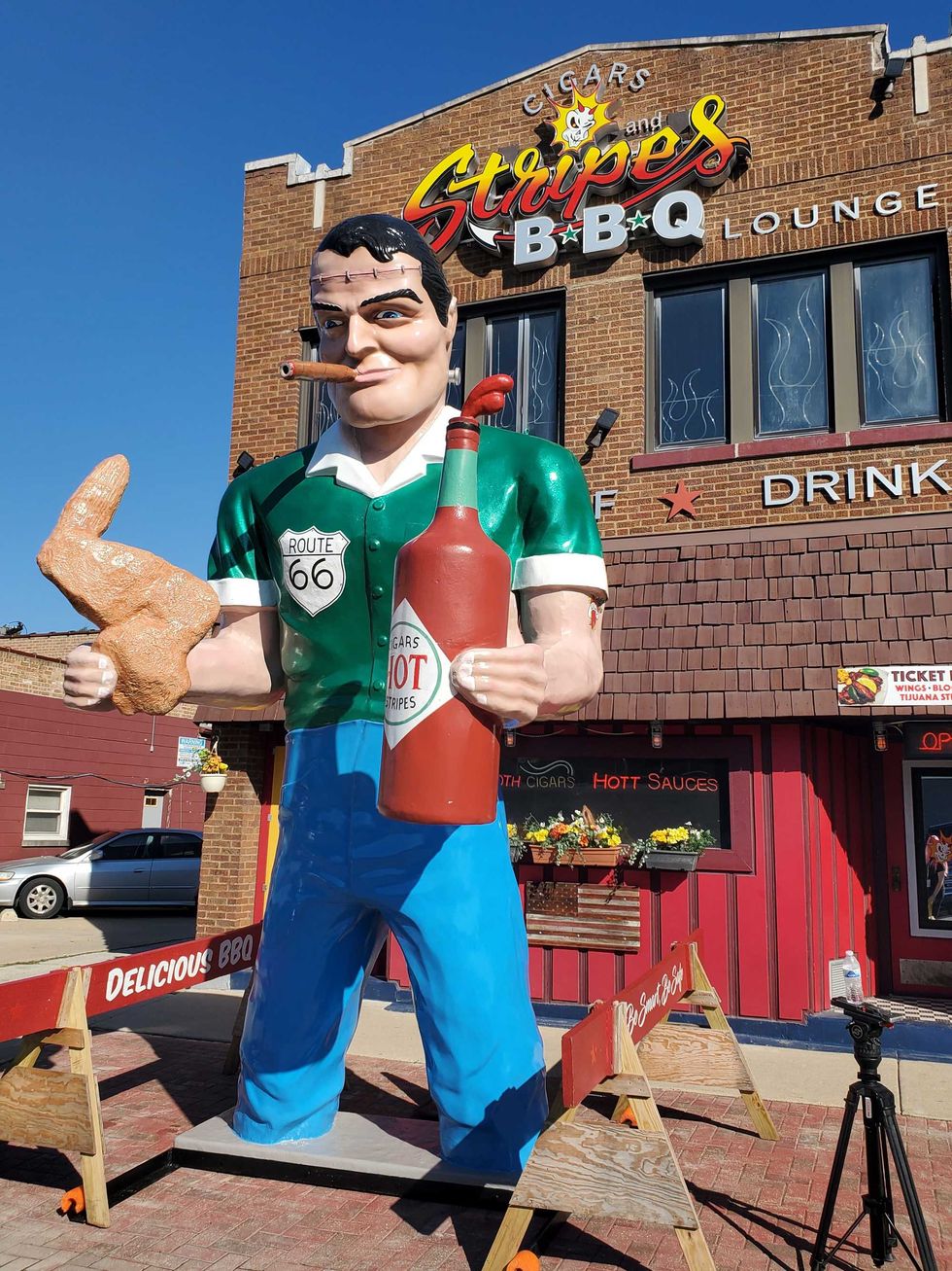 muffler man