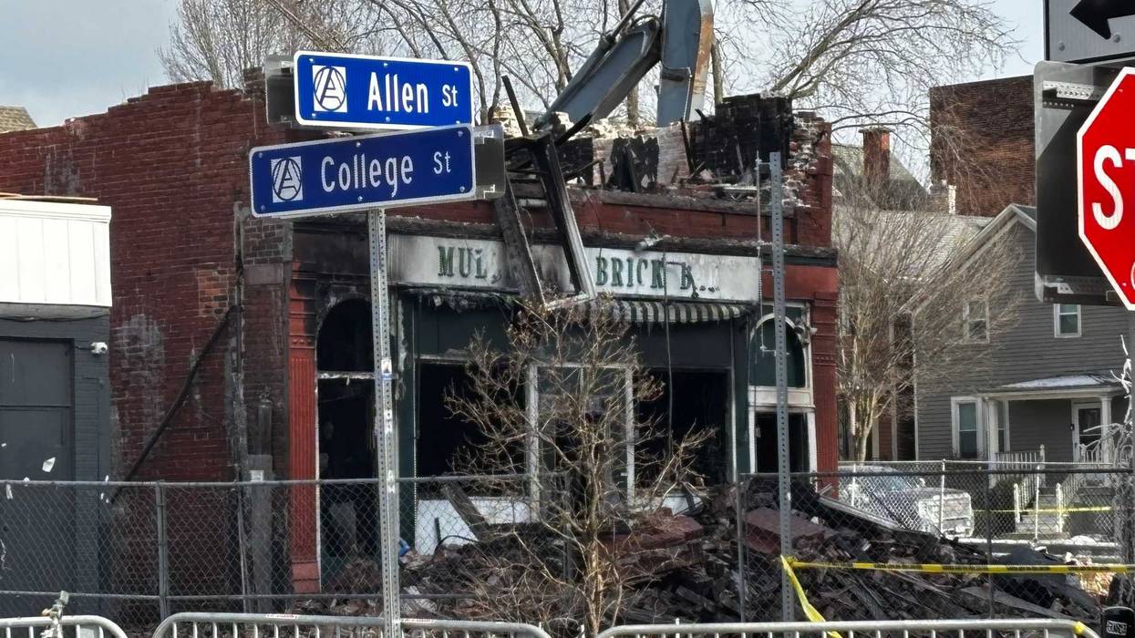 Mulligan's Brick Bar demolition