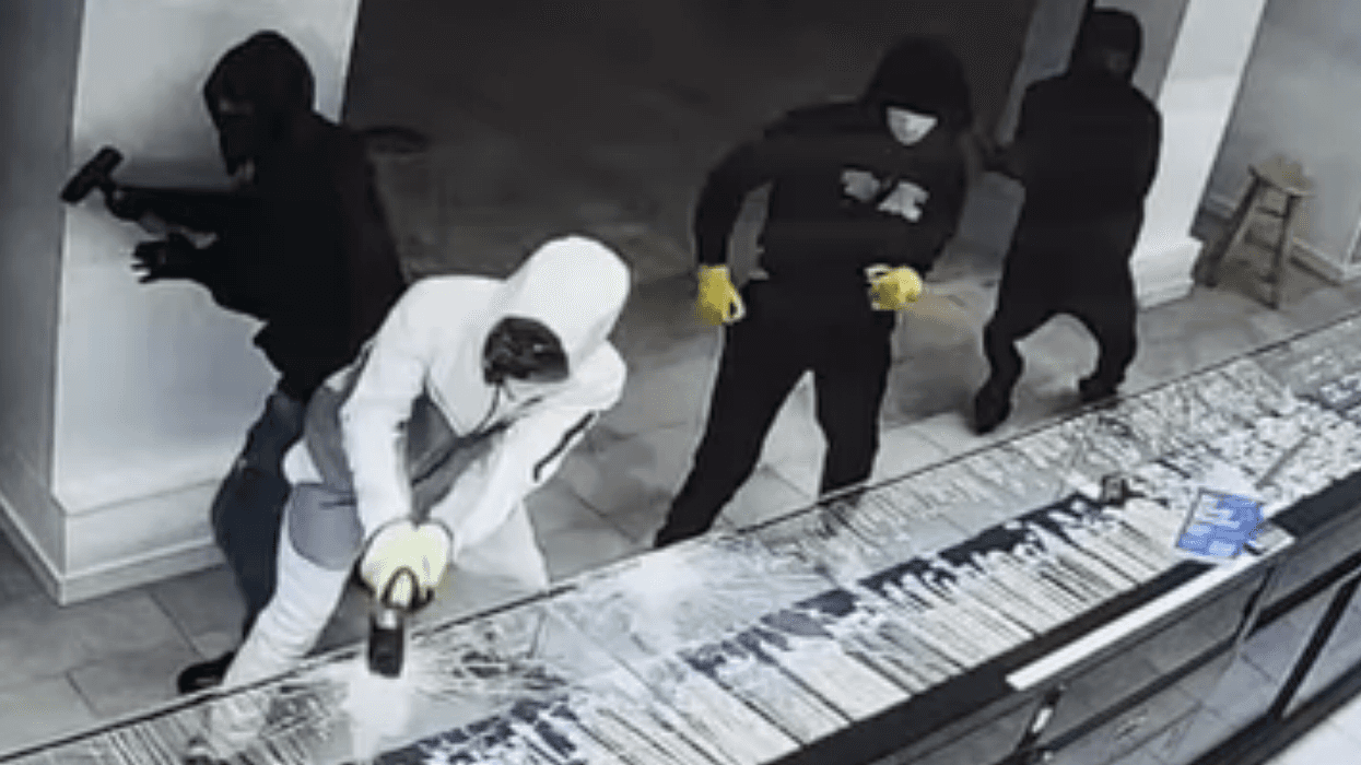 Multiple hammer-wielding thieves stormed a Concord jewelry store and stole massive amounts.
